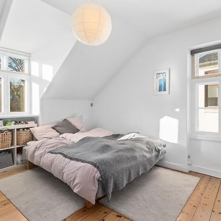 Rooms In Quiet White Villa Apartment Hortensiavej 8 On Frederiksberg C Kopenhagen Bagian luar foto
