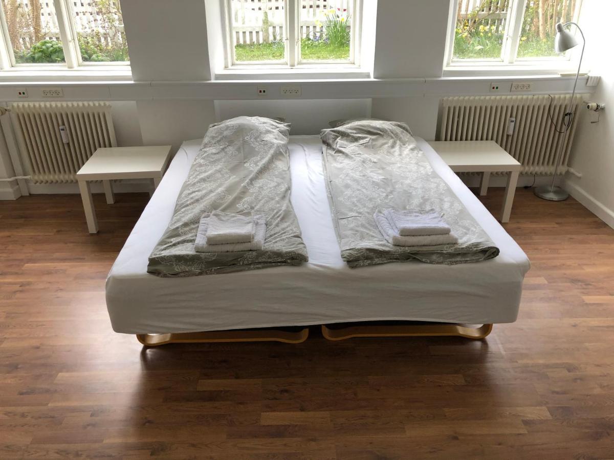 Rooms In Quiet White Villa Apartment Hortensiavej 8 On Frederiksberg C Kopenhagen Bagian luar foto
