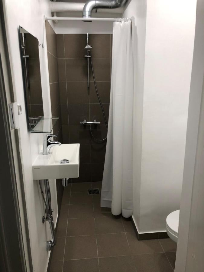 Rooms In Quiet White Villa Apartment Hortensiavej 8 On Frederiksberg C Kopenhagen Bagian luar foto