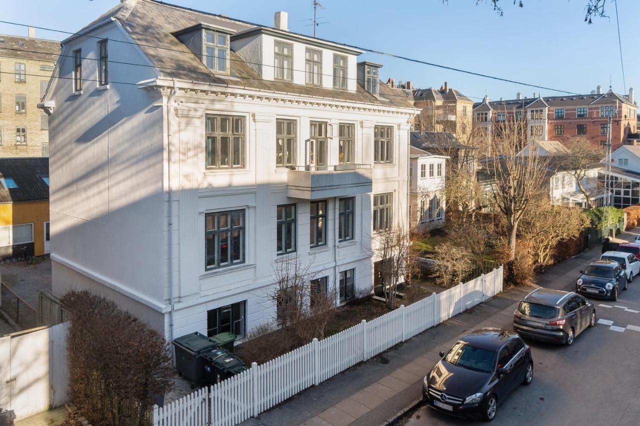 Rooms In Quiet White Villa Apartment Hortensiavej 8 On Frederiksberg C Kopenhagen Bagian luar foto
